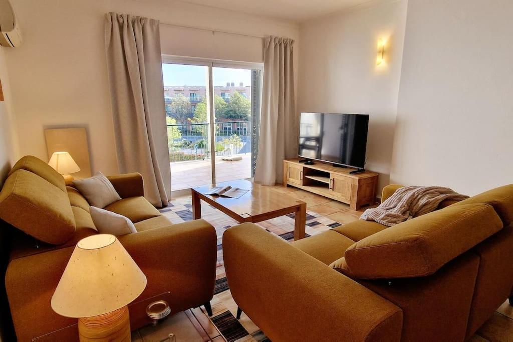 Jasmine Apartment Next To Meia Praia Beach Lagos Ngoại thất bức ảnh