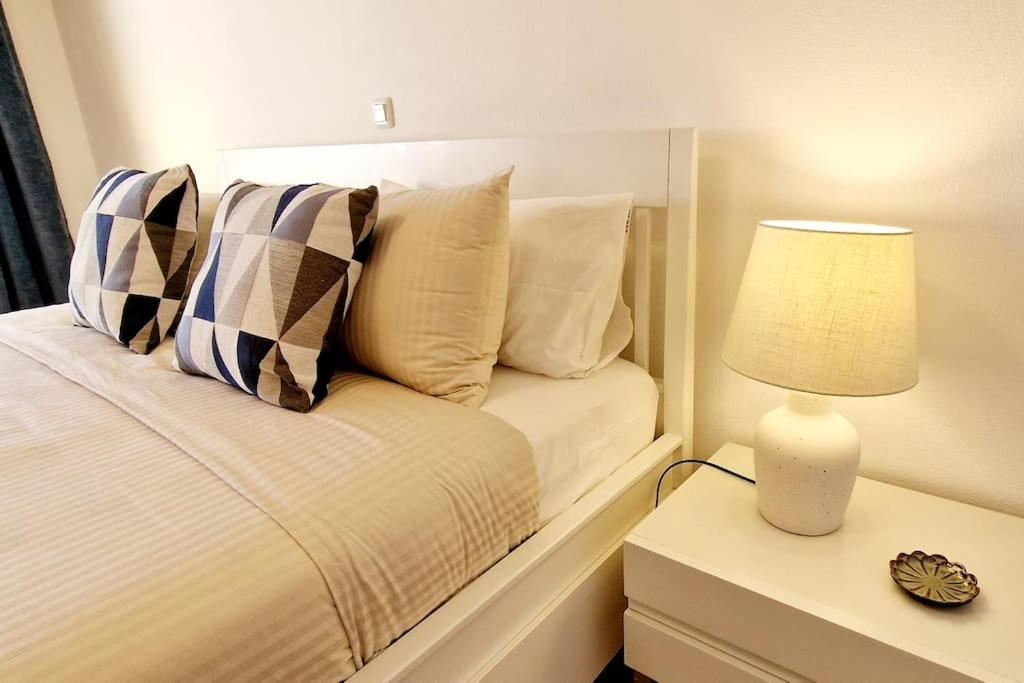 Jasmine Apartment Next To Meia Praia Beach Lagos Ngoại thất bức ảnh